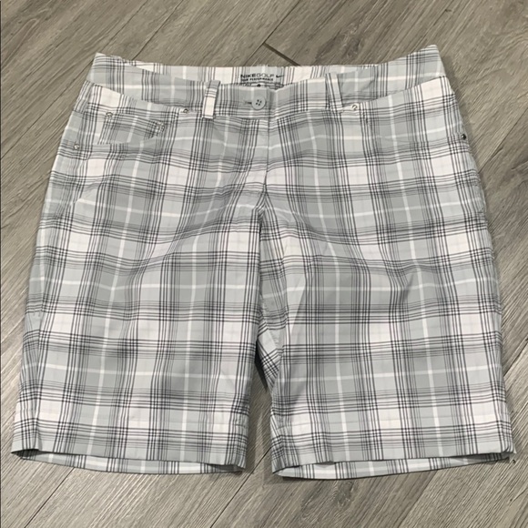 Nike Golf Tour Performance Dri-Fit Gray Plaid Flat Front Sport Shorts size 10 - Picture 1 of 9